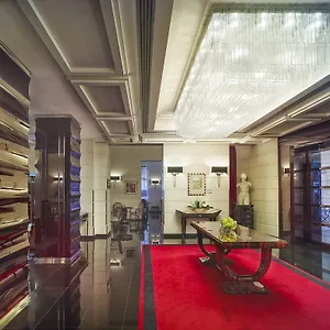 ***** Hotel Grand Via Veneto Italie