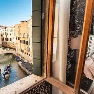 Domus Superior Venise